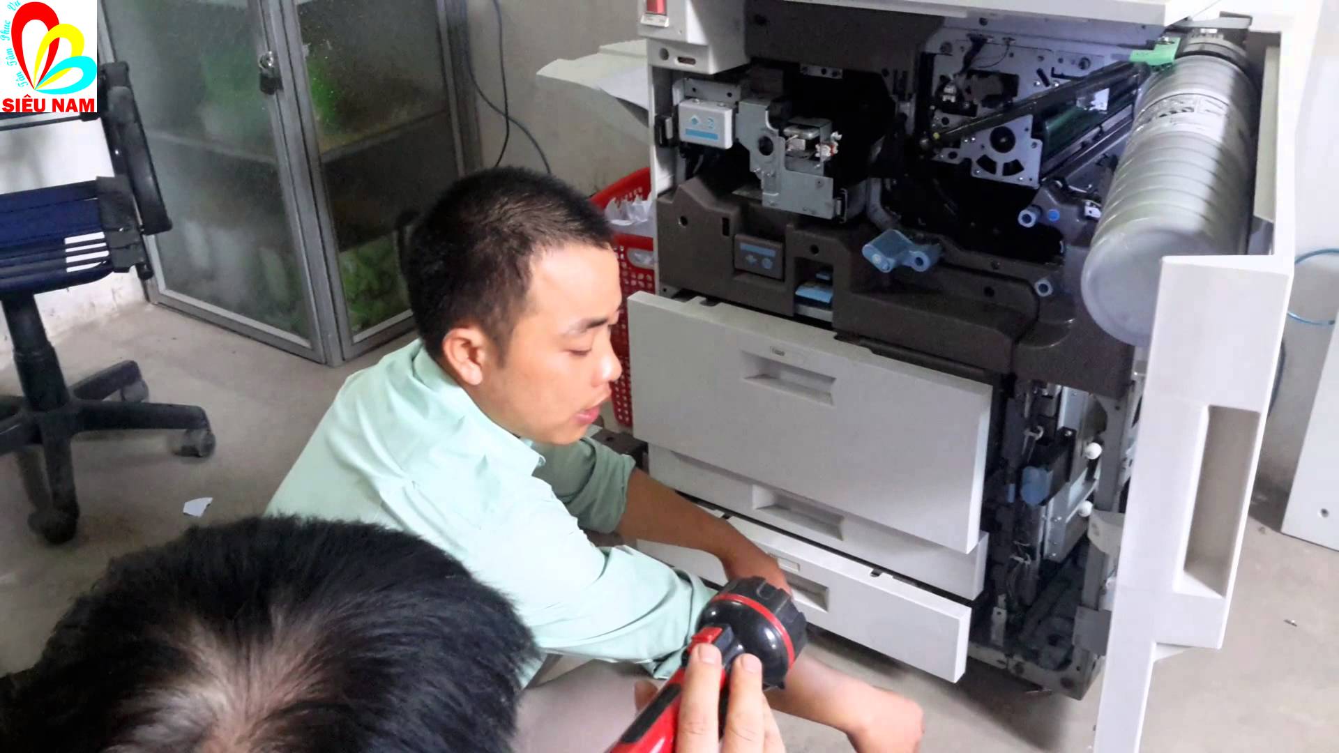Kiểm tra kết cấu máy
